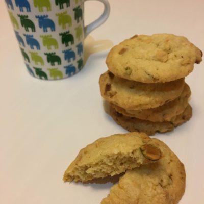 Cookies cioccolato bianco e pistacchi salati