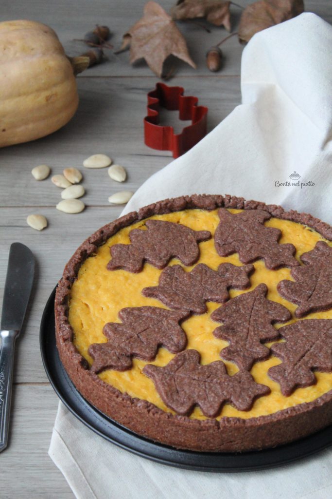 Crostata con zucca, ricotta e mandorle